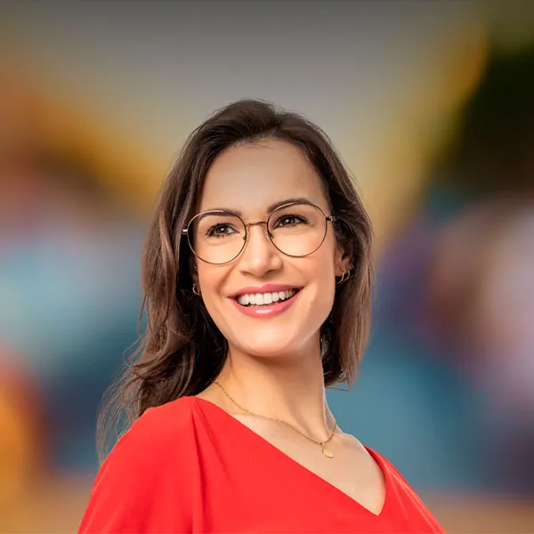 Óculos modelo oval na ótica em Naviraí MS